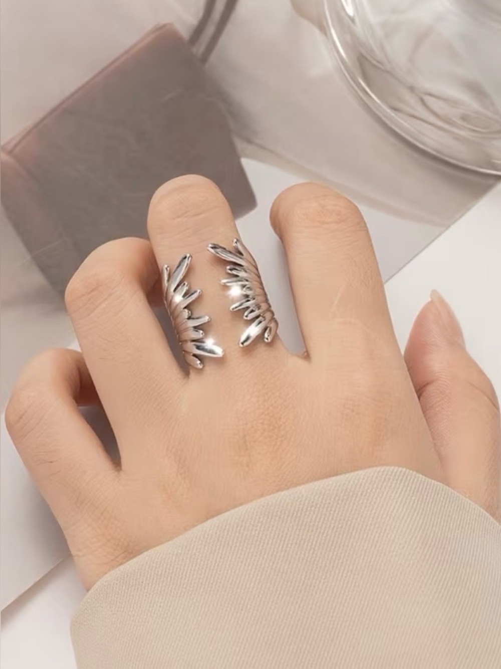 NWT Titanium Adjustable Ring - Picture 6 of 6